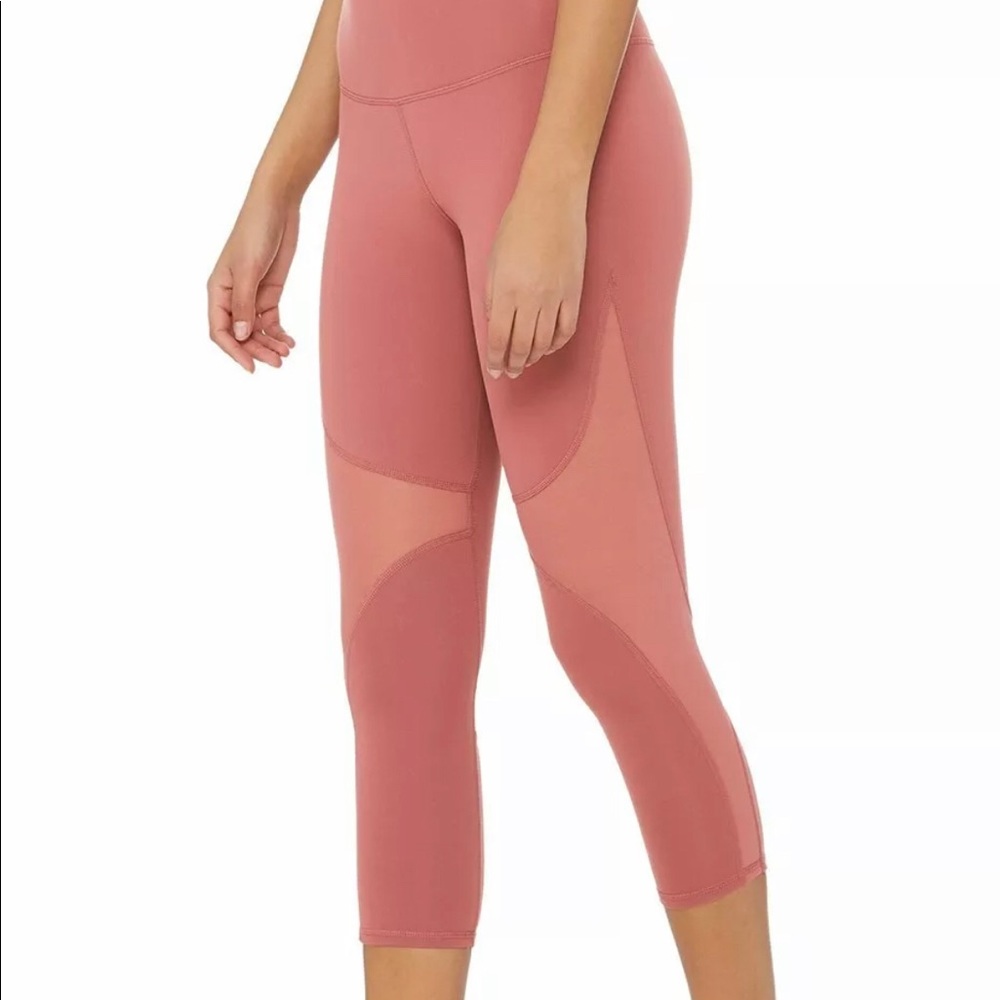 Alo Yoga High-Waisted Coast Capri